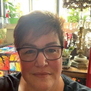 Meet your Posher, Jo